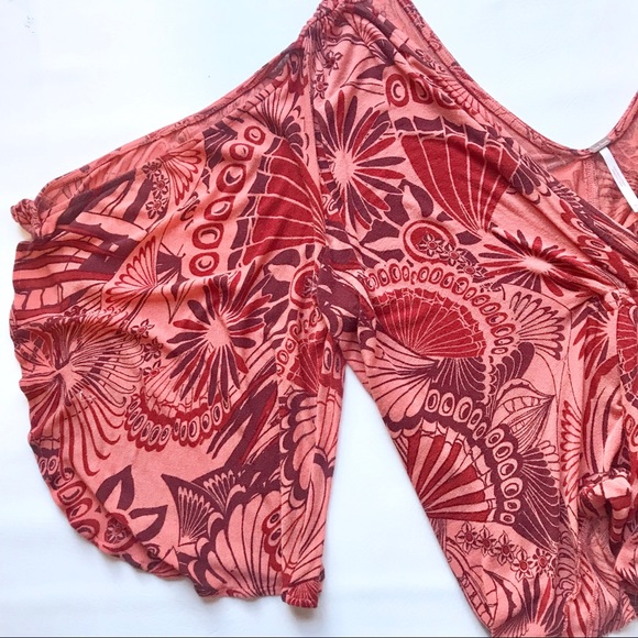 Free People ‘Amour’ Flowy Cold Shoulder Top Med - Picture 5 of 9